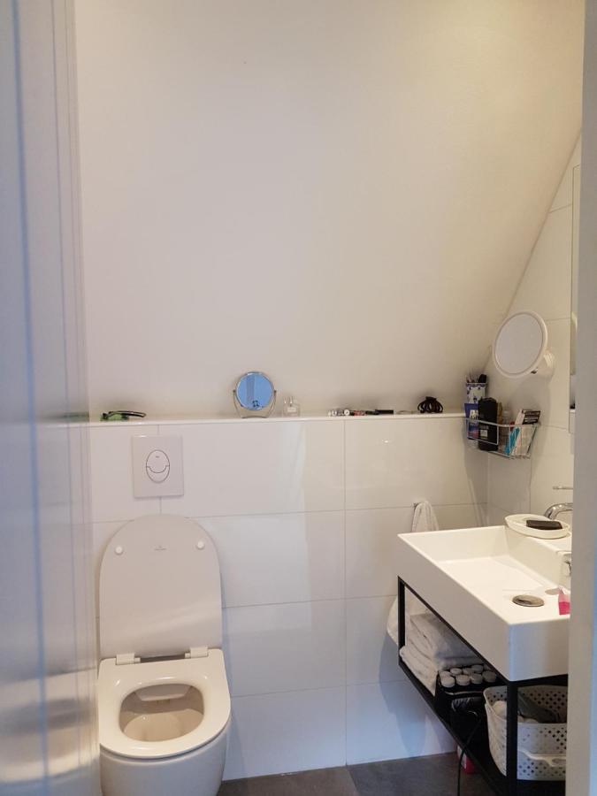 "Het Steechje" In Ie Bij Schiermonnikoog En Ameland Apartment Ee Екстериор снимка